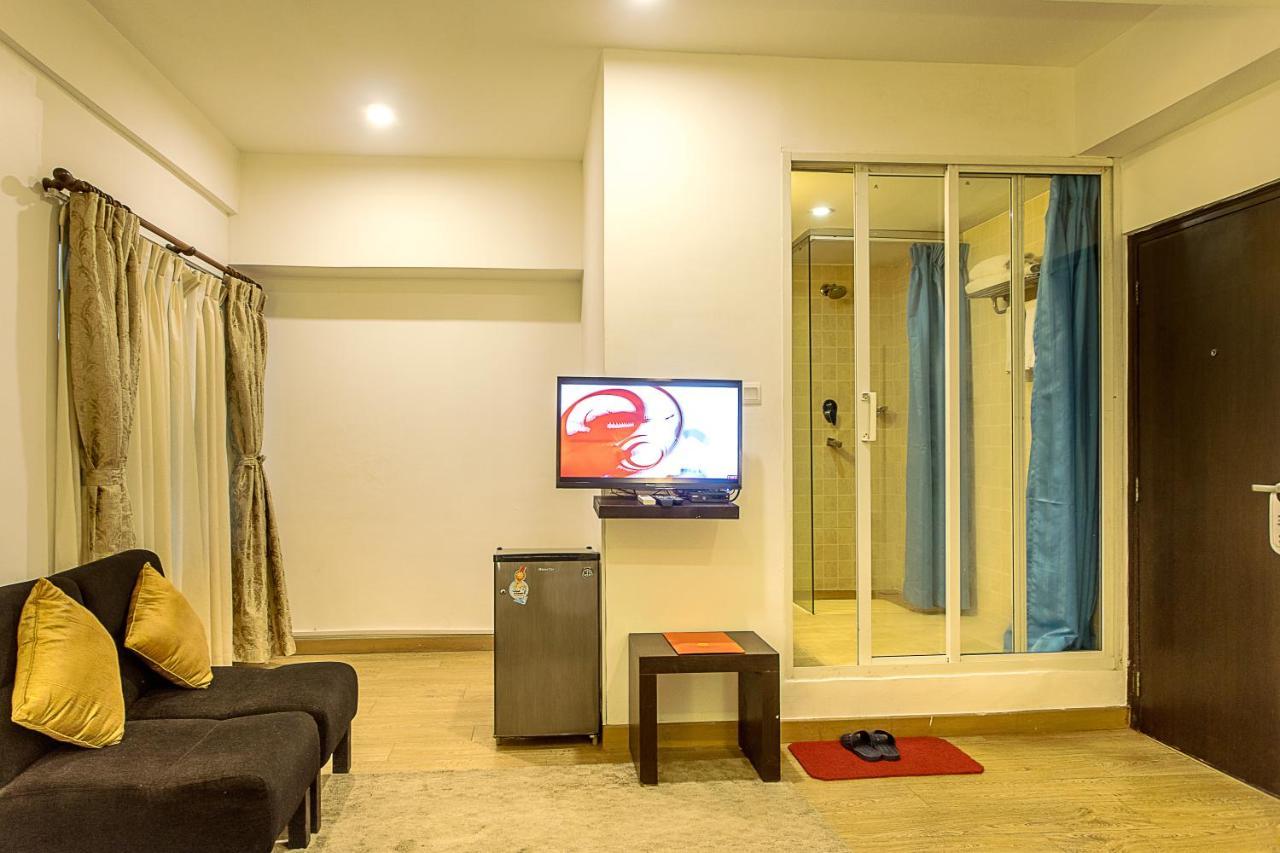 Gaju Suite Hotel Kathmandu Esterno foto