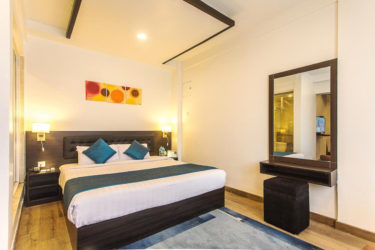 Gaju Suite Hotel Kathmandu Esterno foto